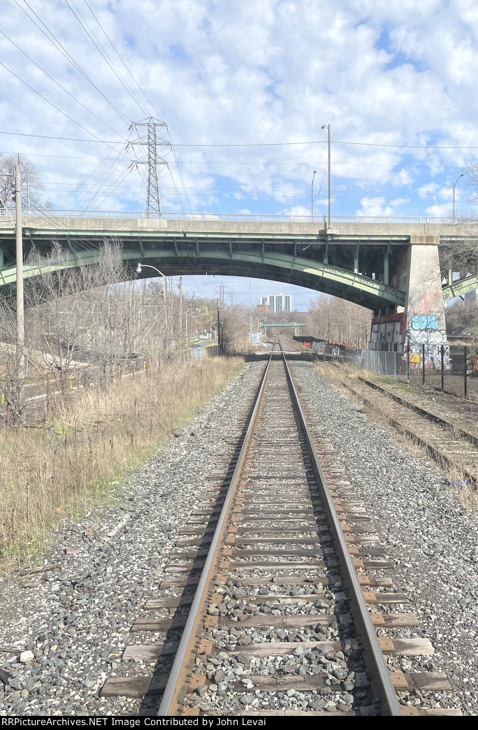 Approaching Gerrard St bridge  on the Don Valley Sub